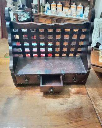 mensola con cassetti stile rustico 