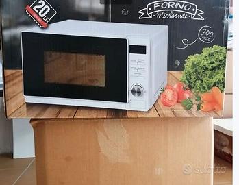 MICROONDE  BIANCO NUOVO 700 WATT