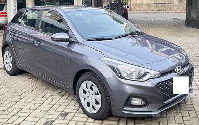 HYUNDAI i20 - 1.2 BENZINA - 5 PORTE CONNECTLINE - 