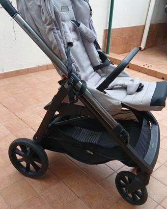 Passeggino Trio Inglesina  modello Aptica 