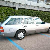 MERCEDES Serie 200-320(*124) - 1995