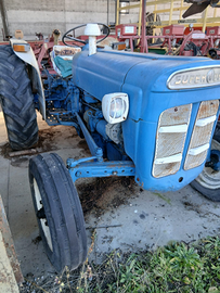 Ferguson 135,, Fiat 415,Ford dexta