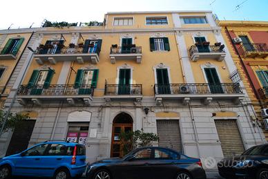 VIA DEI MILLE - 4 locali in stabile ristrutturato