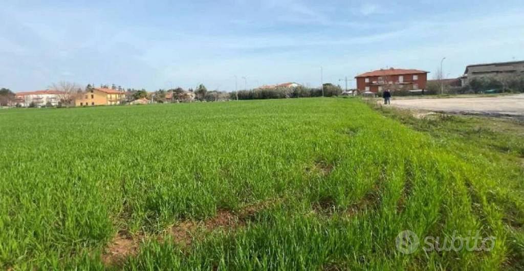 Immobile in asta di 2440 m² a Cingoli - Vista 4