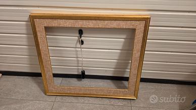 cornice legno e passpartout dorata