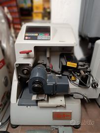 Outlet duplicatrici e chiavi: maxi svendita