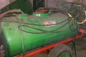 Botte veleno per vigna o frutteto