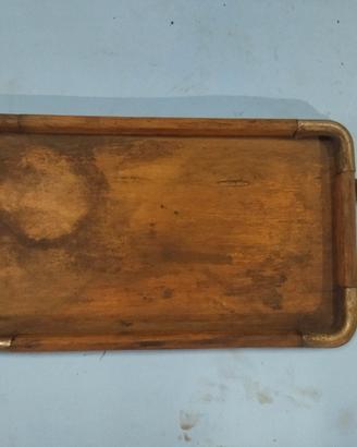 Vecchio vassoio in legno e metallo 