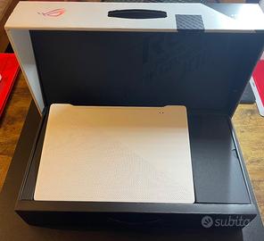 Asus Rog Zephyrus G14 - Ryzen 9/RTX 2060/32gb ram