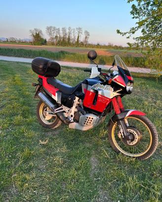 Honda XRV 750 Africa Twin rd04