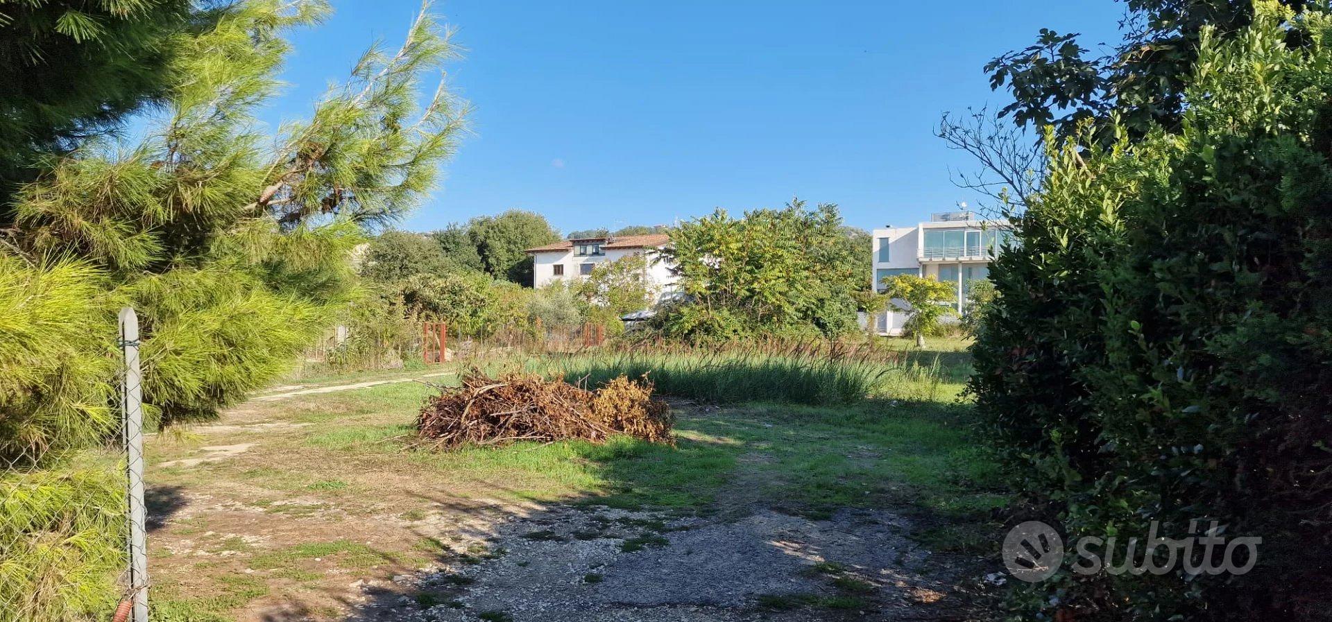 TERRENO EDIFICABILE - Vista 2