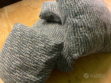 Set 4 cuscini arredo per divano