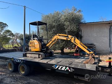 Lavori con Escavatore