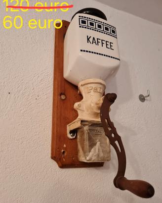 antichità macina caffè testiera letto