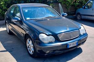 Mercedes C 270
