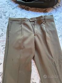 Pantalone verde militare