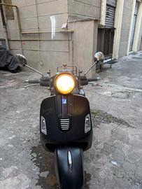 VESPA 300 GTS