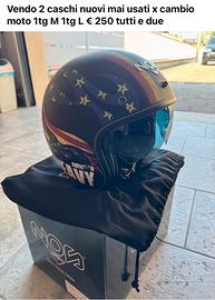 Caschi nuovi