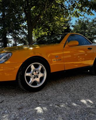 Mercedes Benz SlK R170  Kompressor 230 .