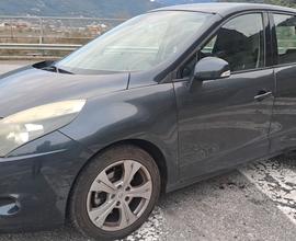 Renault Scenic Scénic X-Mod 1.5 dCi 110CV Confort