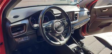 Kia stonik 2023 - g3lf