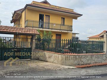 Villetta Bifamiliare Con Terreno