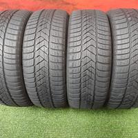 215 50 18 Gomme Invernali 70-80% Pirelli 215 50R18