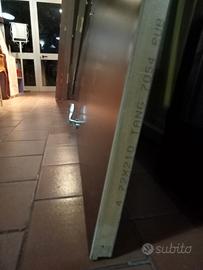 4 porte legno MDF maniglia acciaio cromato satinat