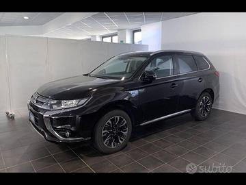 Mitsubishi Outlander phev 2.0 Instyle 4wd