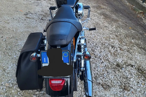 Sportster XL1200C Custom Vivid Black