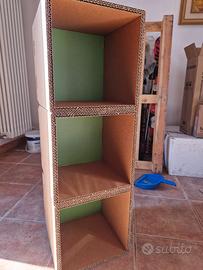 libreria in cartone compresso