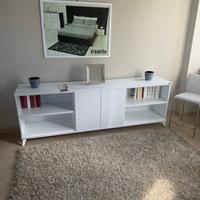 Mobile con Ante Push – Versatile ed Elegante, Nuov