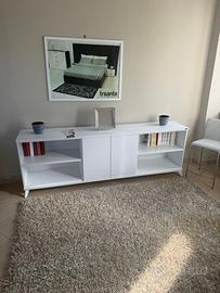 Mobile con Ante Push – Versatile ed Elegante, Nuov