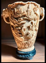Vaso orientale in resina anni 60/70
