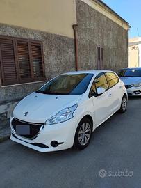 Pegeout 208 anno 2015