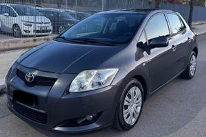 Toyota Auris 1.4 D-4D 5 porte
