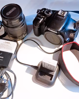 Canon EOS 600D + 18-55 IS II – KIT COMPLETO – Disp