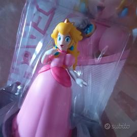 Super Mario bros principessa peach bambolina