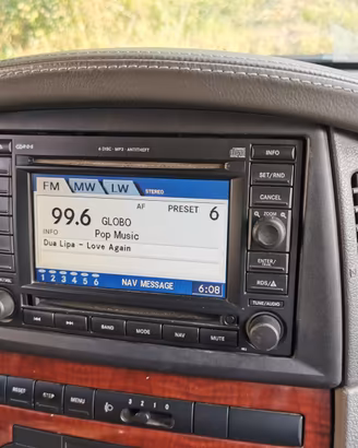 autoradio jeep grand cherokee III (ricambi)
