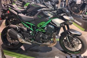 Kawasaki Z 900 2025