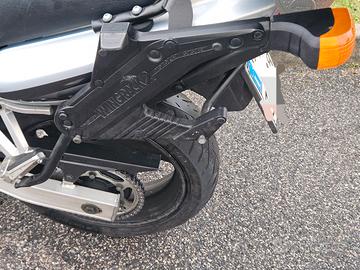 Telai per valigie laterali per FZS 600 Fazer