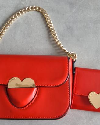 Borsetta e portafoglio Carpisa con chiusura cuore
