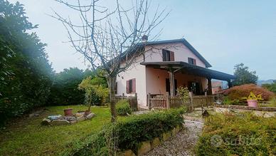 Villetta a schiera nei pressi di Vinchiaturo