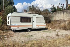 Roulotte Elnagh 5 posti letto