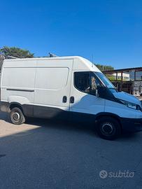 Furgone iveco