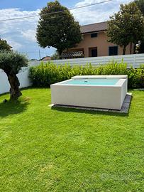 Piscina fuori terra elegante, riscaldatore e bolle