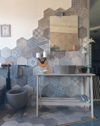 lavabo appoggio con specchio