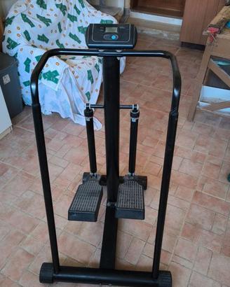 Stepper verticale con manubrio/maniglie d'appoggio