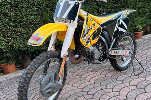 Suzuki rm 125