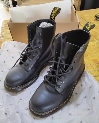 Dr. martens nuove n.41 blak noir 1460 pelle smooth